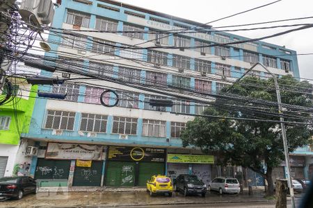Fachada de apartamento à venda com 4 quartos, 110m² em Bonsucesso, Rio de Janeiro