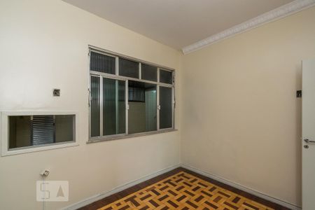 Apartamento à venda com 110m², 4 quartos e 1 vaga Apartamento à venda com 110m², 4 quartos e 1 vagaQuarto 3