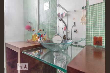 Apartamento para alugar com 54m², 2 quartos e 1 vagaBanheiro