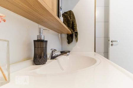 Apartamento à venda com 60m², 2 quartos e sem vagaBanheiro - Pia