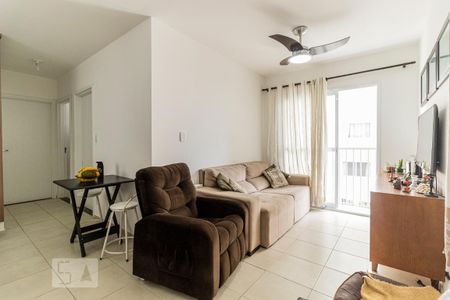 Apartamento à venda com 60m², 2 quartos e sem vagaSala