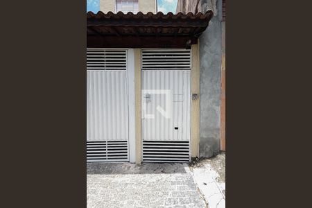 Casa à venda com 45m², 1 quarto e sem vaga Casa à venda com 45m², 1 quarto e sem vagaFachada da Casa