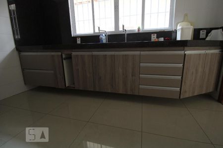 Casa à venda com 650m², 4 quartos e 5 vagasCozinha