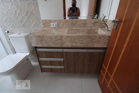 Casa à venda com 650m², 4 quartos e 5 vagasBanheiro do Quarto 3