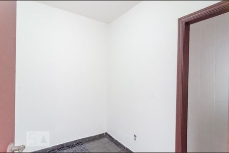 Casa à venda com 200m², 3 quartos e 2 vagasQuarto de Serviço