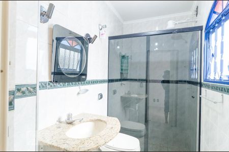 Casa à venda com 200m², 3 quartos e 2 vagasBanheiro da Suíte 3