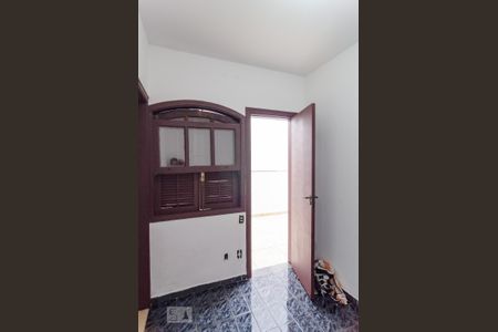 Casa à venda com 200m², 3 quartos e 2 vagasQuarto de Serviço