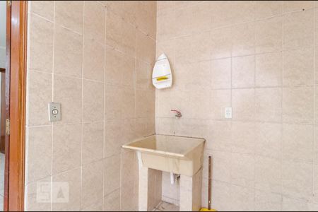 Casa à venda com 200m², 3 quartos e 2 vagasLavanderia