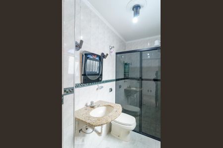 Casa à venda com 200m², 3 quartos e 2 vagasBanheiro da Suíte 3