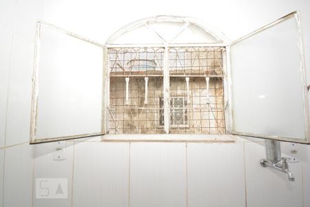 Casa para alugar com 35m², 1 quarto e sem vagaCozinha e Área de Serviço