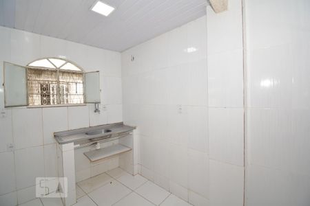 Casa para alugar com 35m², 1 quarto e sem vagaCozinha e Área de Serviço