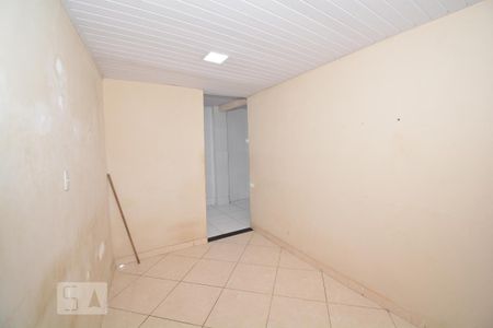 Sala de casa para alugar com 1 quarto, 35m² em Irajá, Rio de Janeiro