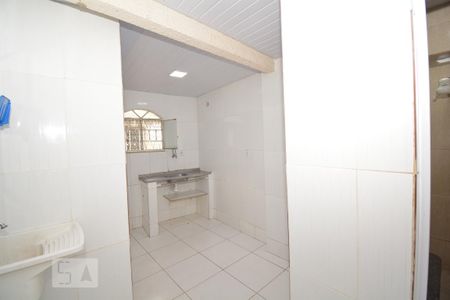 Casa para alugar com 35m², 1 quarto e sem vagaCozinha e Área de Serviço