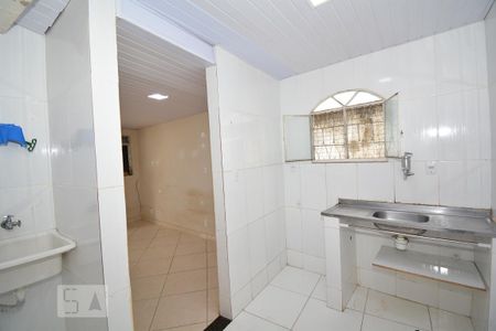 Casa para alugar com 35m², 1 quarto e sem vagaCozinha e Área de Serviço