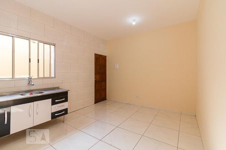 Sala e cozinha de casa à venda com 1 quarto, 45m² em Jardim São Paulo, Guarulhos
