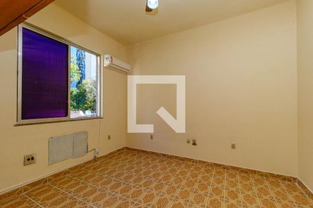 Quarto 1 de apartamento para alugar com 2 quartos, 50m² em Estácio, Rio de Janeiro