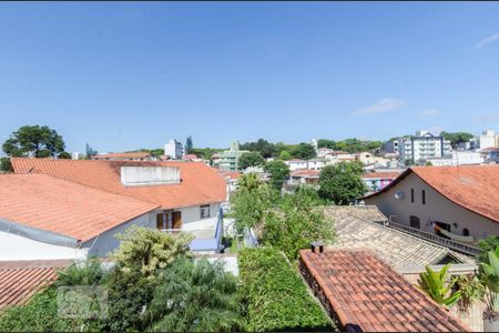 Casa à venda com 380m², 4 quartos e 3 vagas Casa à venda com 380m², 4 quartos e 3 vagasVista