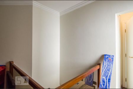 Casa à venda com 380m², 4 quartos e 3 vagas Casa à venda com 380m², 4 quartos e 3 vagasHome office