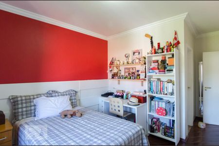 Casa à venda com 380m², 4 quartos e 3 vagas Casa à venda com 380m², 4 quartos e 3 vagasQuarto da suíte 1