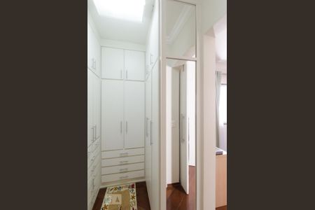 Casa à venda com 380m², 4 quartos e 3 vagas Casa à venda com 380m², 4 quartos e 3 vagasQuarto da suíte 4