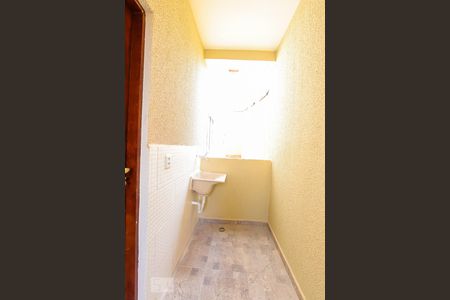 Casa à venda com 45m², 1 quarto e sem vagaArea de Serviço