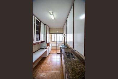 Apartamento para alugar com 75m², 2 quartos e 1 vagaCozinha