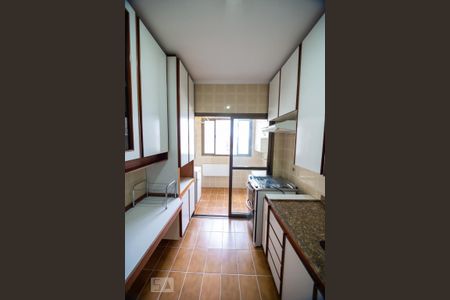 Apartamento para alugar com 75m², 2 quartos e 1 vagaCozinha