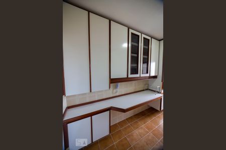 Apartamento para alugar com 75m², 2 quartos e 1 vagaCozinha
