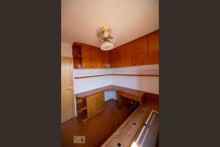 Apartamento para alugar com 75m², 2 quartos e 1 vagaQuarto 2