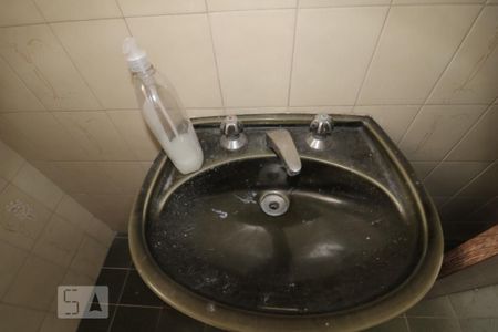 Casa para alugar com 147m², 3 quartos e 4 vagasBanheiro Social - pia