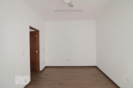 Casa para alugar com 147m², 3 quartos e 4 vagasSuite 