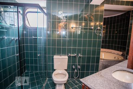 Apartamento para alugar com 220m², 4 quartos e 4 vagasBanheiro suite 2