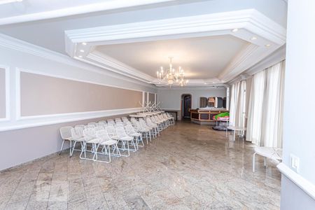 Apartamento para alugar com 220m², 4 quartos e 4 vagasÁrea comum - Salão de festas