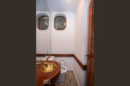 Apartamento para alugar com 220m², 4 quartos e 4 vagasLavabo