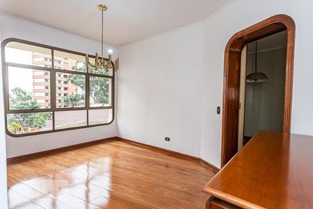 Apartamento para alugar com 220m², 4 quartos e 4 vagasSala Jantar