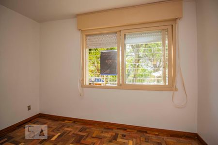 Quarto  de apartamento para alugar com 1 quarto, 52m² em Passo D’areia, Porto Alegre