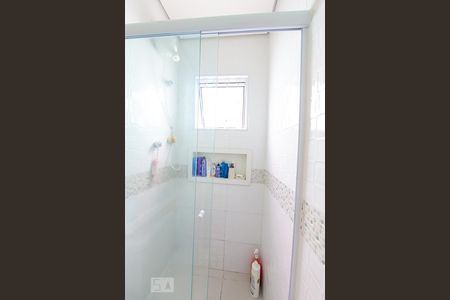 Casa à venda com 480m², 6 quartos e 2 vagas Casa à venda com 480m², 6 quartos e 2 vagasBanheiro da Suite 1