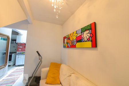 Casa à venda com 480m², 6 quartos e 2 vagas Casa à venda com 480m², 6 quartos e 2 vagasSala - Casa 3