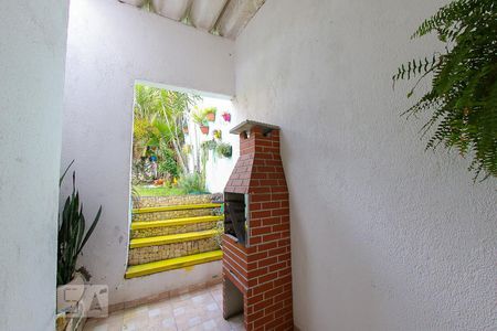 Casa à venda com 480m², 6 quartos e 2 vagas Casa à venda com 480m², 6 quartos e 2 vagasChurrasqueira