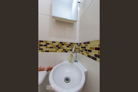 Casa à venda com 480m², 6 quartos e 2 vagas Casa à venda com 480m², 6 quartos e 2 vagasBanheiro da Suite - Casa 2