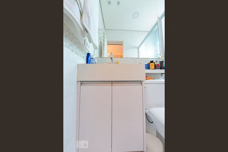 Casa à venda com 480m², 6 quartos e 2 vagas Casa à venda com 480m², 6 quartos e 2 vagasBanheiro da Suite 1