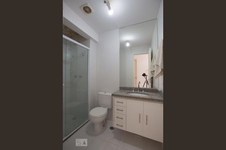 Banheiro social de apartamento para alugar com 2 quartos, 70m² em Vila do Golfe, Ribeirão Preto