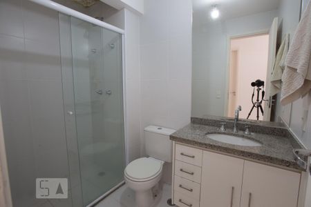 Banheiro social de apartamento para alugar com 2 quartos, 70m² em Vila do Golfe, Ribeirão Preto