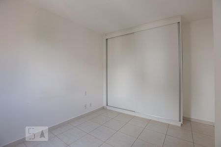 Apartamento para alugar com 70m², 2 quartos e 1 vagaSuíte