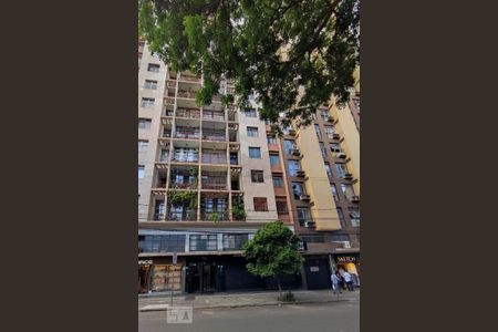 Apartamento à venda com 99m², 2 quartos e sem vagaFachada