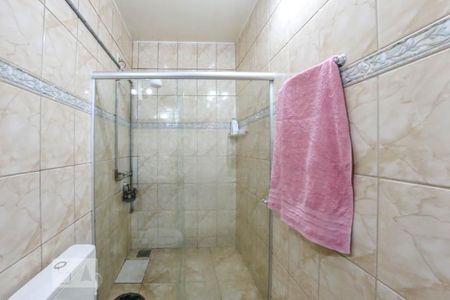 Apartamento à venda com 99m², 2 quartos e sem vagaBanheiro da Suíte