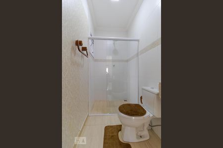 Casa à venda com 233m², 3 quartos e 3 vagasBanheiro 01