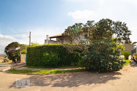 Casa à venda com 233m², 3 quartos e 3 vagasFachada