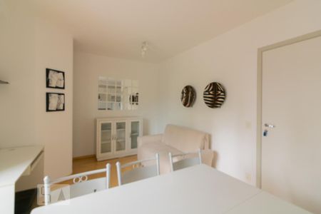 Sala de apartamento para alugar com 1 quarto, 36m² em Indianópolis, São Paulo