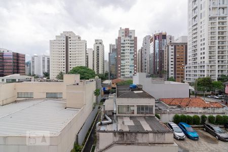 Vista Sala de apartamento para alugar com 1 quarto, 36m² em Indianópolis, São Paulo